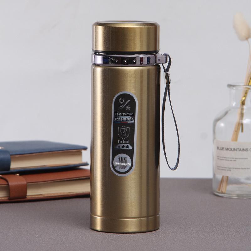 

Gradient Stainless Steel Smart Insulated Water Bottle with Lanyard - Large Capacity, Portable for Outdoor Sports 500ml