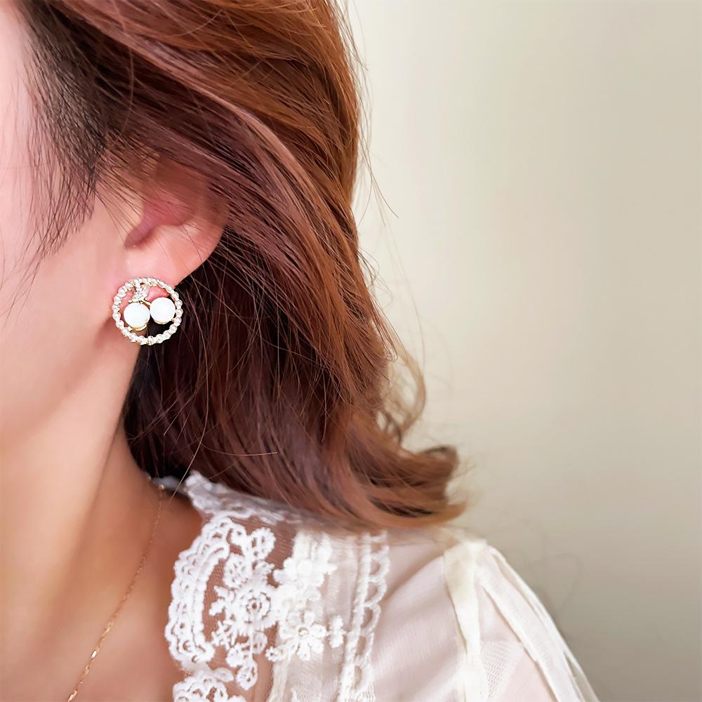 

Korean Style Geometric Pearl Stud Earrings - 925 Sterling Silver, Women s Versatile and Elegant Jewelry