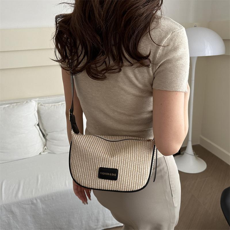 Women's New Beautiful  Simple and Personalized Small Square Bag Summer Fashionable Small Bag Fashionable Casual Crossbody Bag