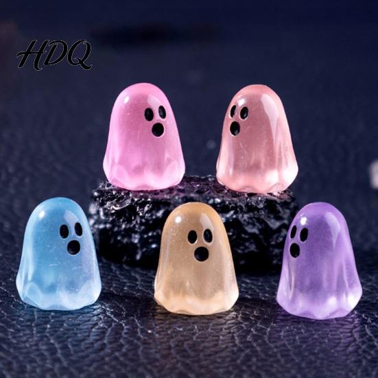 Mysterious Night Light Decorations 6PCS Luminous Mini Ghost Figures, Miniature Glow in The Dark Spooky Resin Craft Accents Ornaments, Halloween Theme