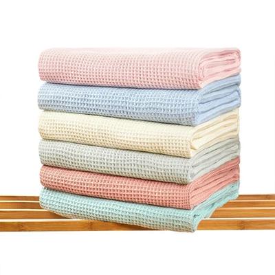 Premium Hot-selling Pure Cotton Pineapple Crocodile Honeycomb Cover Blanket Baby Bag Blanket Lunch Break Blanket