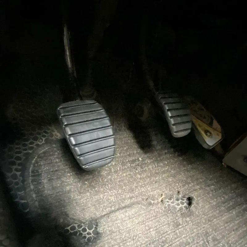 Rubber Brake Clutch Foot Pedal Pad Cover For Nissan Primastar NV300 Vivaro Mitsubishi Express Renault Trafic 2002 2003 - 2018