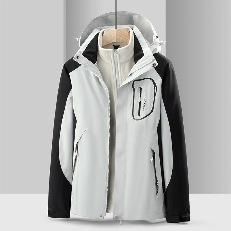 Autumn and Winter Three-in-one Two-piece Set, Windproof and Waterproof Outdoor Jacket, Women's Fleece Jacket, Thickened with Velvet