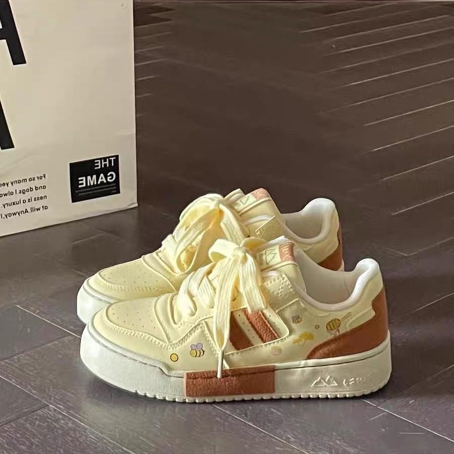 

Milk yellow board shoes women s niche graffiti spring and summer versatile sports and leisure bread shoes 40 жёлтый