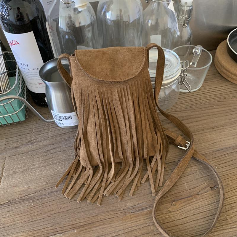Niche Bag Women's New Summer Retro Matte Messenger Bag Fringed Bag