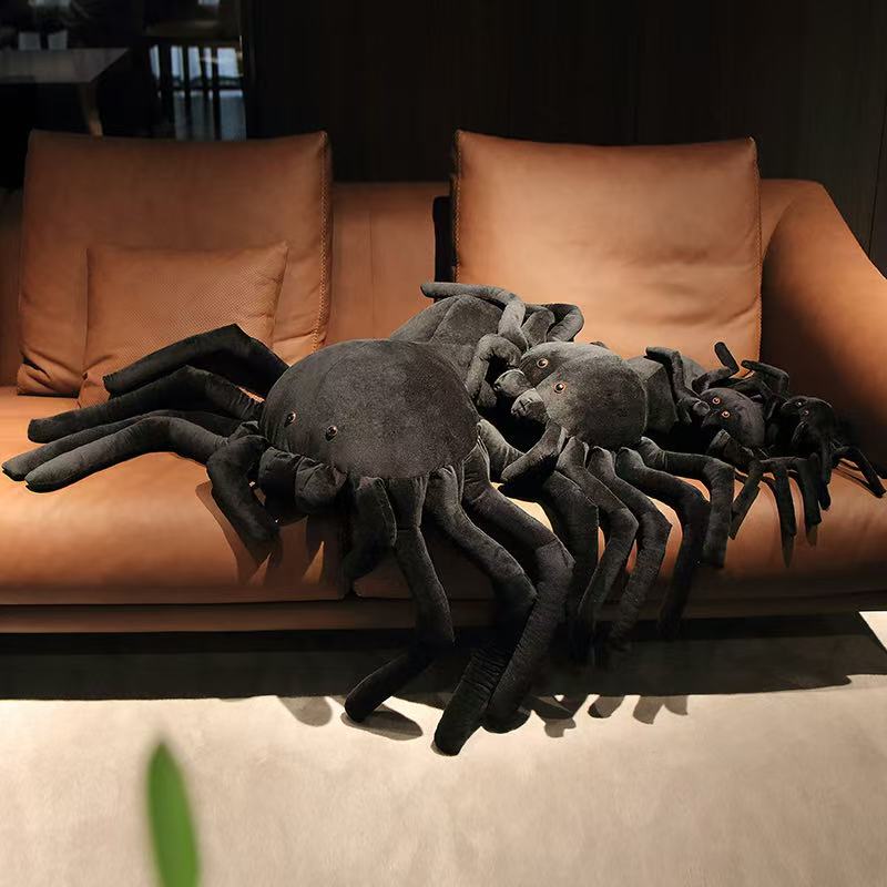 Peluche Bambola Ragno Nero Bambola Fatta a Mano Cartone Animato Anime Cuscino Carino Decorazione per la Casa Giocattolo Regalo di Compleanno per Bambini