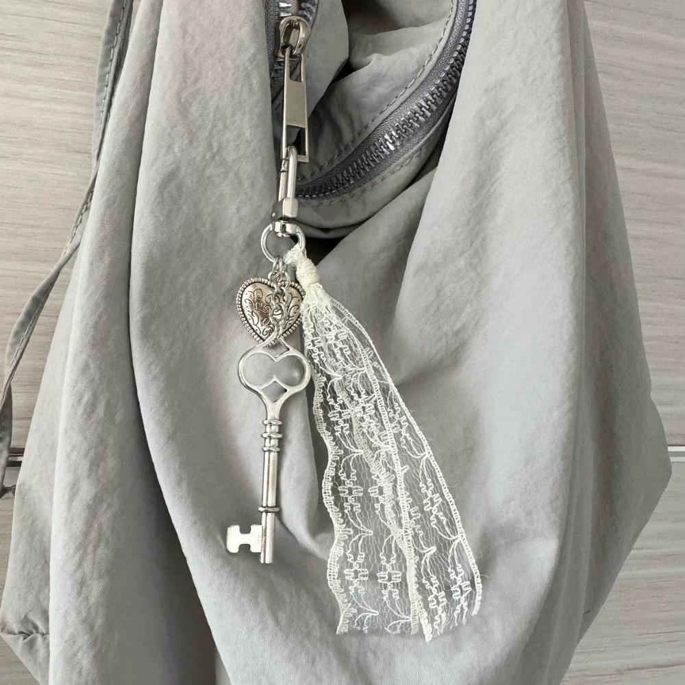 Ins Style Lace Heart-Shaped Pattern Key Cherry Key Chains Mirror Retro Y2k Cute Versatile Bag Hanging Decoration Keychain