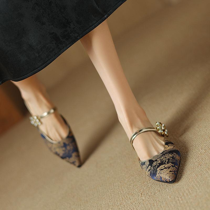

Low Heel Pointed Toe Thin New Chinese Style Word With Outside Wear Bag Head Half Shoes Women S Summer Cool Slippers 35