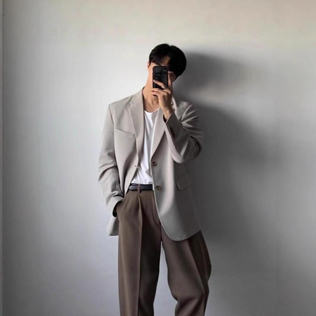 Men's High-End Black Casual Blazer - Korean Style with Shoulder Pads