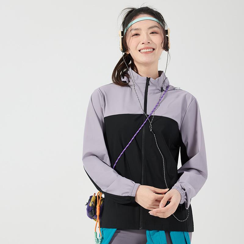 Outdoor sunscreen clothing for men and women 1011 new original yarn ice silk sunscreen clothing removable hat, thin and breathable in summer