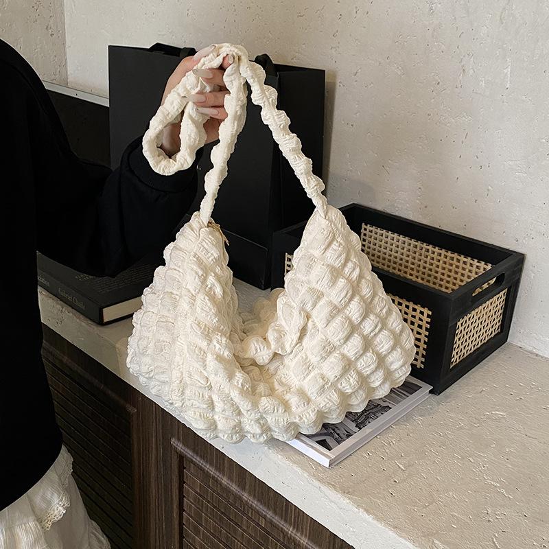 Versatile Pleated Bag Shopping Bag Girl Heart Cloud Underarm Bag Women's New Solid Color Shoulder Bag Women