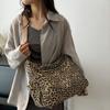 Women's New Shoulder Bag Leopard Print Casual Shopping Bag Large Capacity European and American Fashion Solid Color Tote Bag CLE
