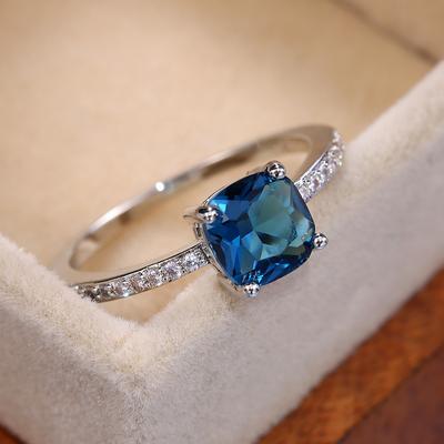 Bagues pour femmes Série Carrée Bleue Pierre Simples Minimalistes Accessoires Bague Bande Élégantes Bijoux de Fiançailles Bagues