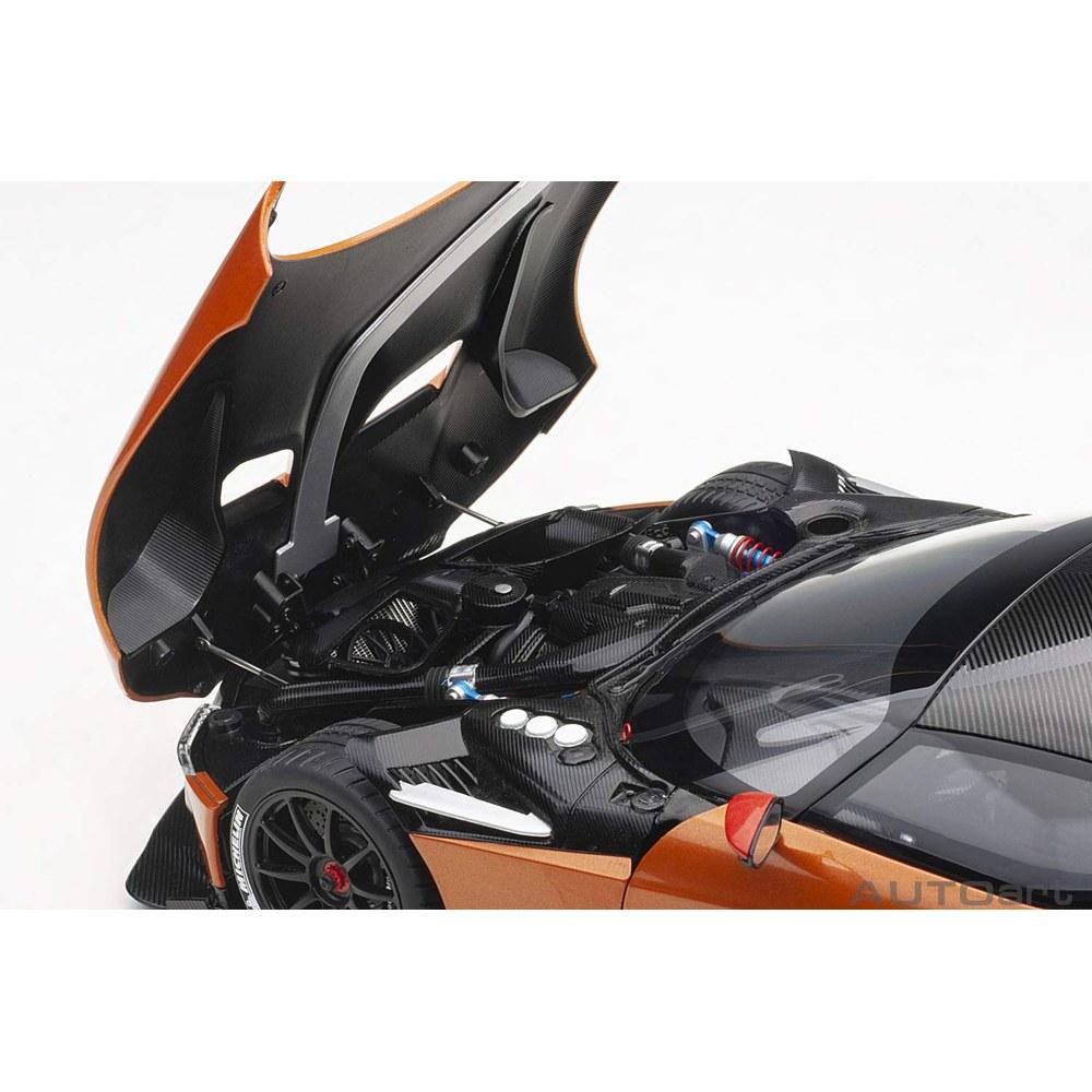 AUTOart Aston Martin Vulcan 1/18 Model Metallic Orange Finished