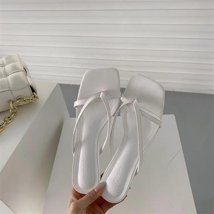 

Simple thin strap middle heel sandals outer wear 2025 summer Korean version, new fashionable square head open toe thin heel slippers women 34 белый