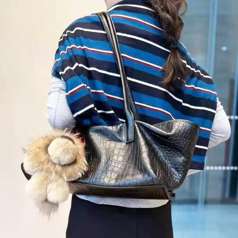 Yogodlns New Korean Trendy Y2K Black Shoulder Bag Crocodile Grain Pattern PU Leather Tote Bag Large Capacity Commute Travel Daily Handbag