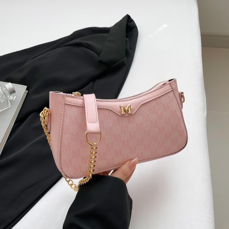 Super Fire Small Bag Women's 2025 New Trendy European and American Simple Letter Shoulder Bag Texture Commuter Small Square Bag Niche