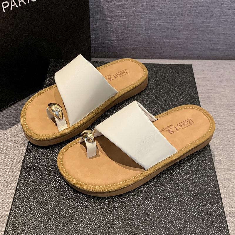 Metallskydd med platt botten tå små coola tofflor dam 2025 ny sommar mjuk botten med kjol vackra badsandaler