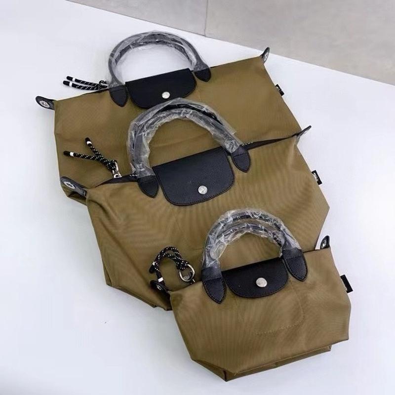 Portable Dumpling Bag Men's and Women's Same Versatile Large-capacity Punched Shoulder Messenger Bag Tide