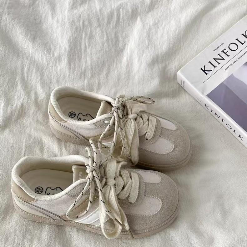 

Платформенные белые женские туфли 2025 новая осень платформа увеличивающая рост универсальные повседневные спортивные кеды легкие дышащие кеды 35