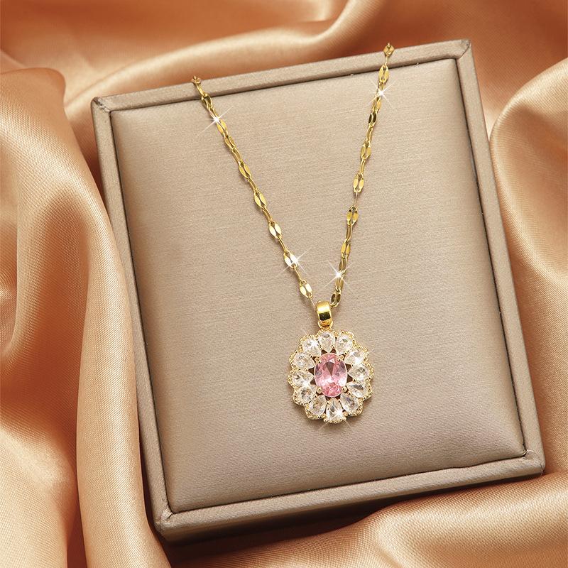 Luxury Shiny Stainless Steel 18k Gold Zircon Heart Butterfly Pendant Necklace Women Boutique Pearl Flower Leaf Necklace for Gift
