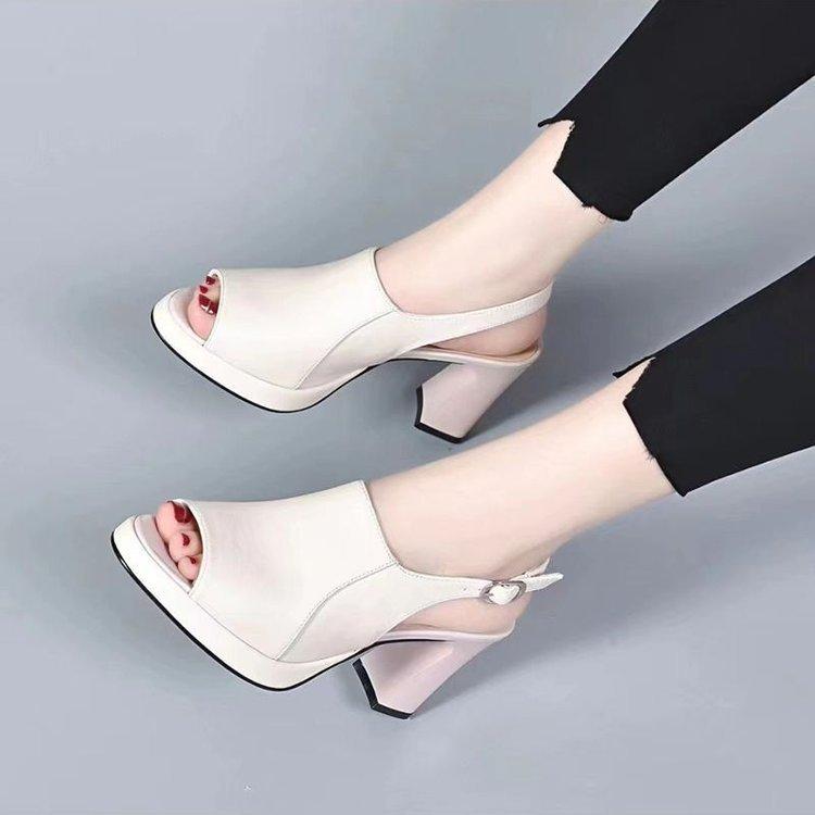 Fashion cool boots women's summer new sandals women's thick heel fashion trend fish mouth high heel rear empty buckle