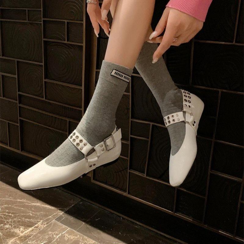 Fashion 2025 New Summer Sandals Fashion Casual Flats Women Shoes Casual Flats Concise Genuine Leather Zapatos De Mujer Size 35-40 Hot