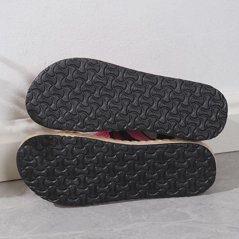 2024 Summer Women's Lightweight Soft-Soled Roman Sandals: Flat, Round-Toed, Breathable Beach Footwear