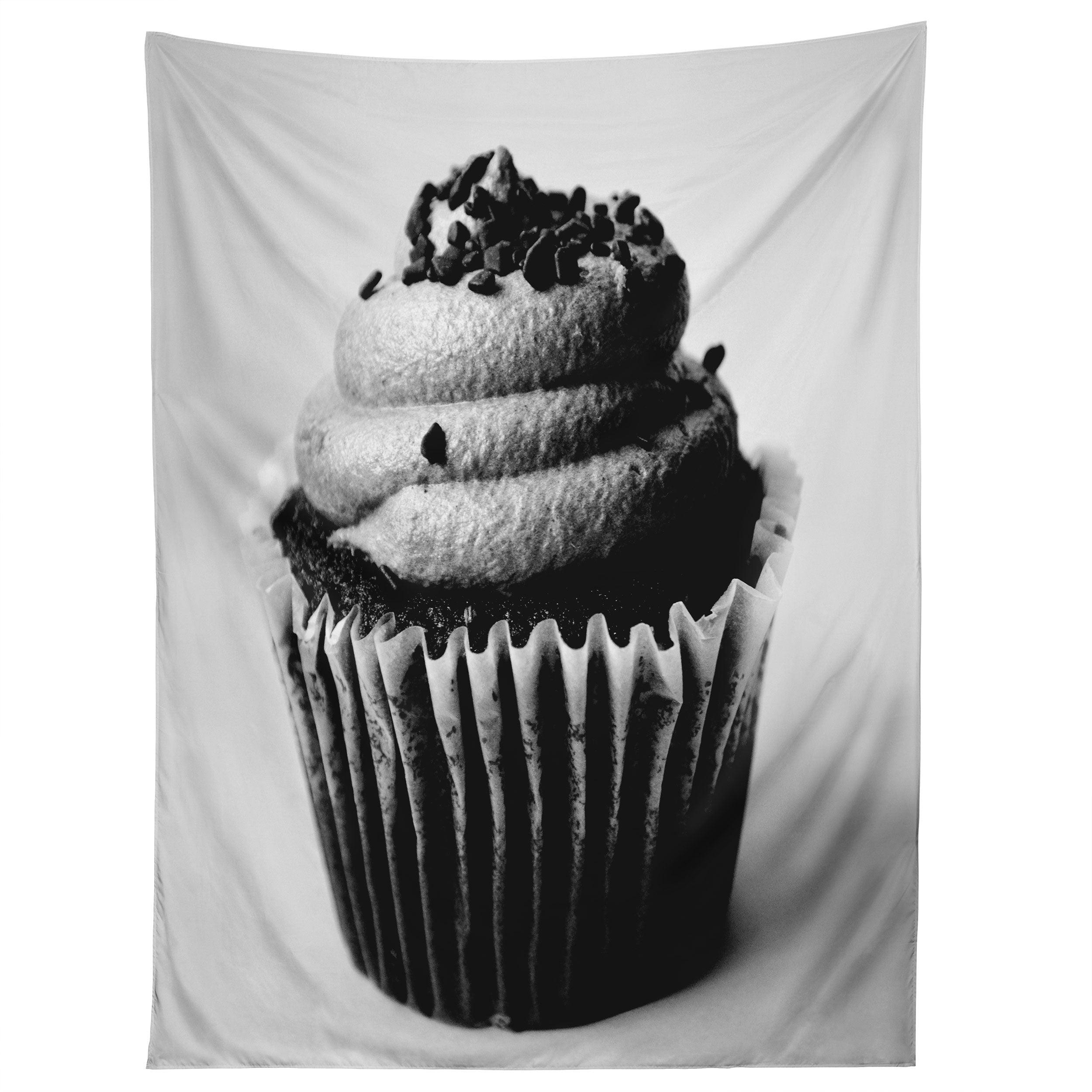 BLACK AND WHITE CUPCAKE PHOTOGRAPH tapestry 75x100