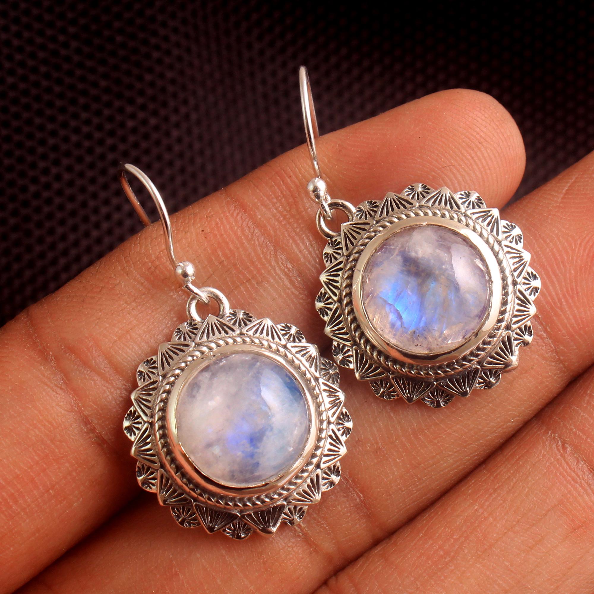 

Розовый кварц, лунный камень, ларимар, аметист, лабрадорит, висячие серьги, стерлинговое серебро 925 пробы, женские украшения белый