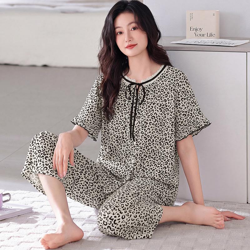 Pure cotton summer thin pajamas women's 1011 new summer cool short-sleeved cropped pants large size loungewear set