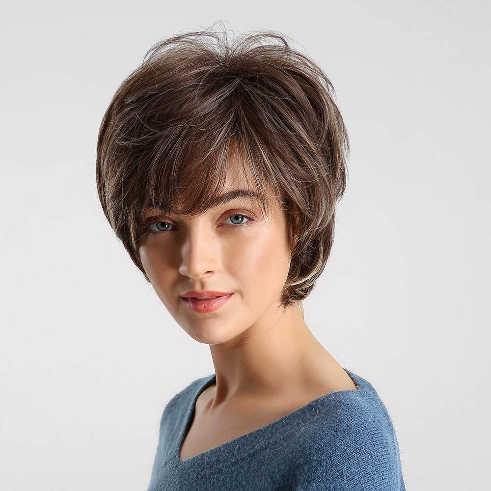 

Short Honey Brown Synthetic Wigs for Women Layered Natural Hair Wigs Free Part Short Hair Daily Wig Heat Resistant