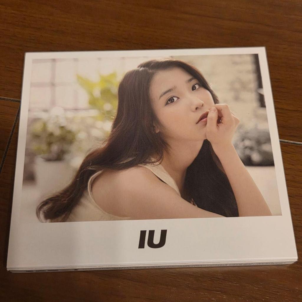 [USED] IU Good Day [DVD Included, First Press Limited Edition B]