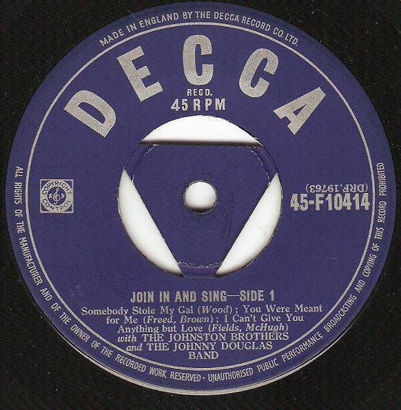 

7-дюймовая пластинка JOHNSTON BROTHERS Join In And Sing 45F10414 Decca 1954 UK Поп Б/у