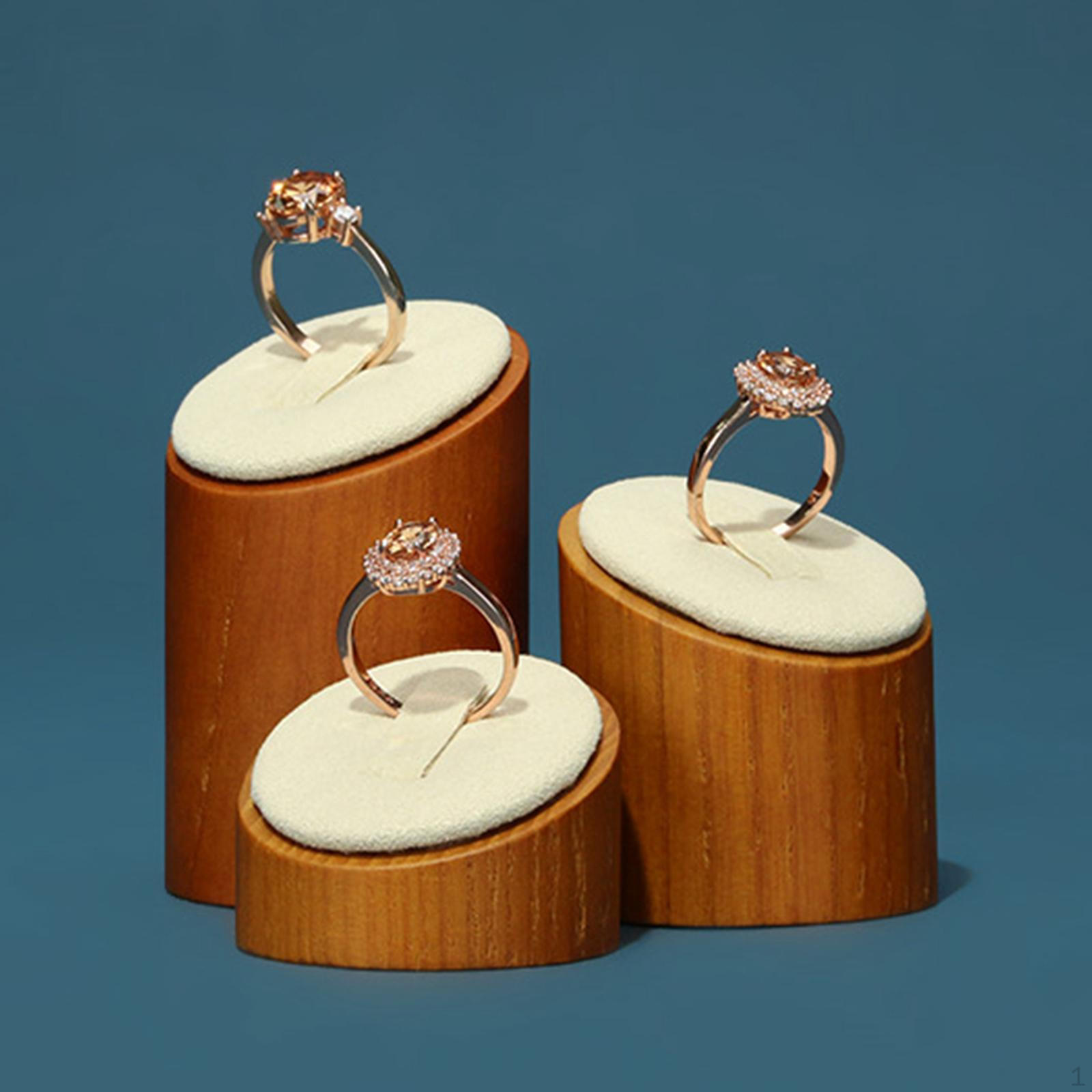 

3 Pieces Solid Wood Jewelry Show Holder Pedestals Rings Display Stand for Personal бежевий