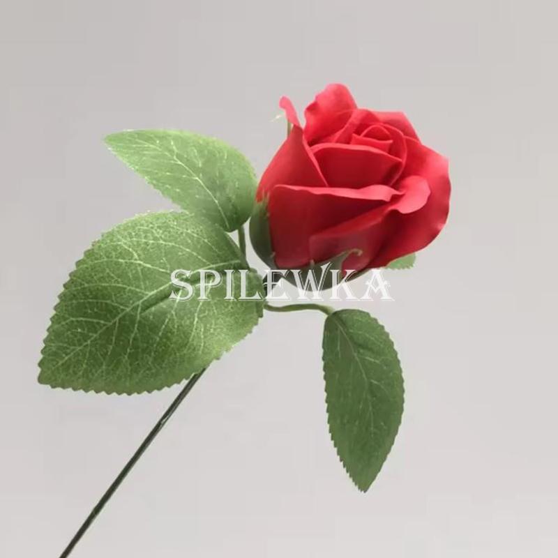 Spilewka 3vrstá růže s kudrnatými okvětními lístky Hlavičky umělých květin Svatba DIY Dárková krabička Valentýn Domácí dekorace Umělá květina