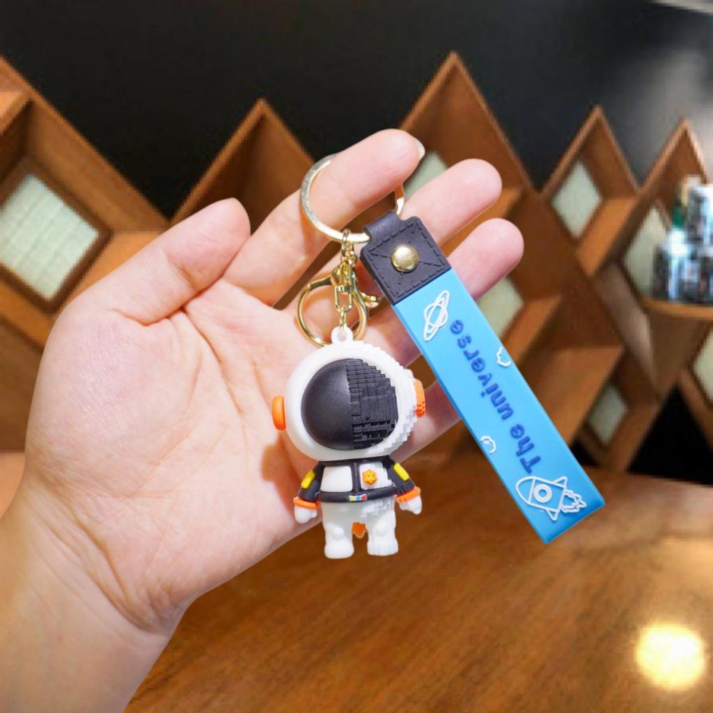Astronaut Pendant Couple Keychain Bag Charm for Valentine's Day Gift