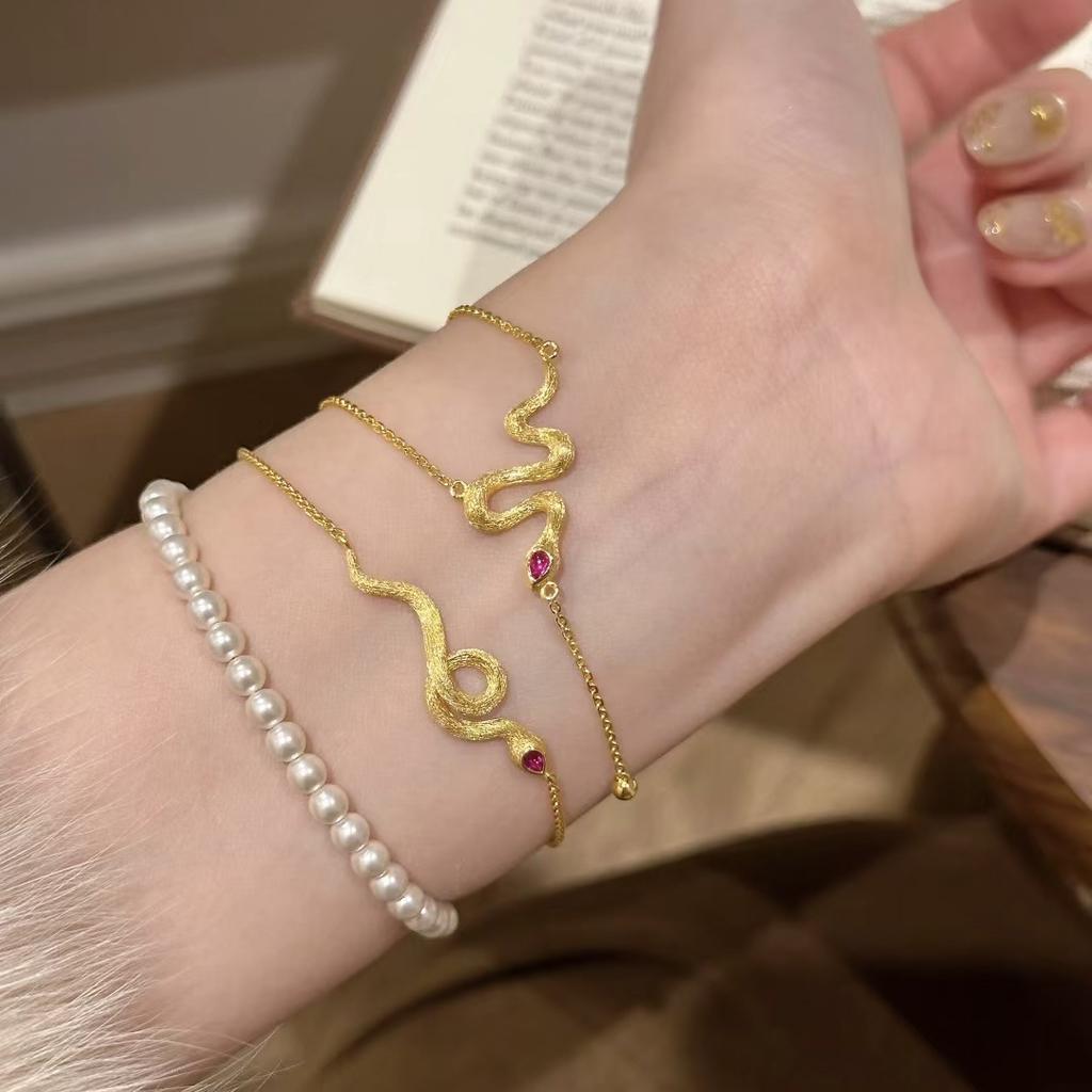 Si Red Snake Bracelet Women'S Gold-Plated Brushed New Snake Light Luxury Exquisite Temperament Niche High Sense