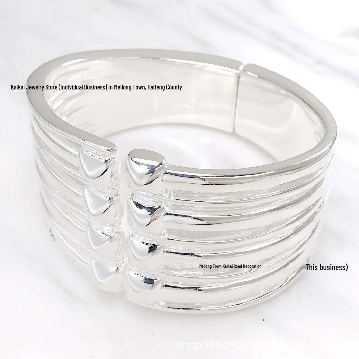 2025 UNOde50 Women s Exquisite Double Row Rivet Geometric Bracelet - Hot  Fashionable 19CM