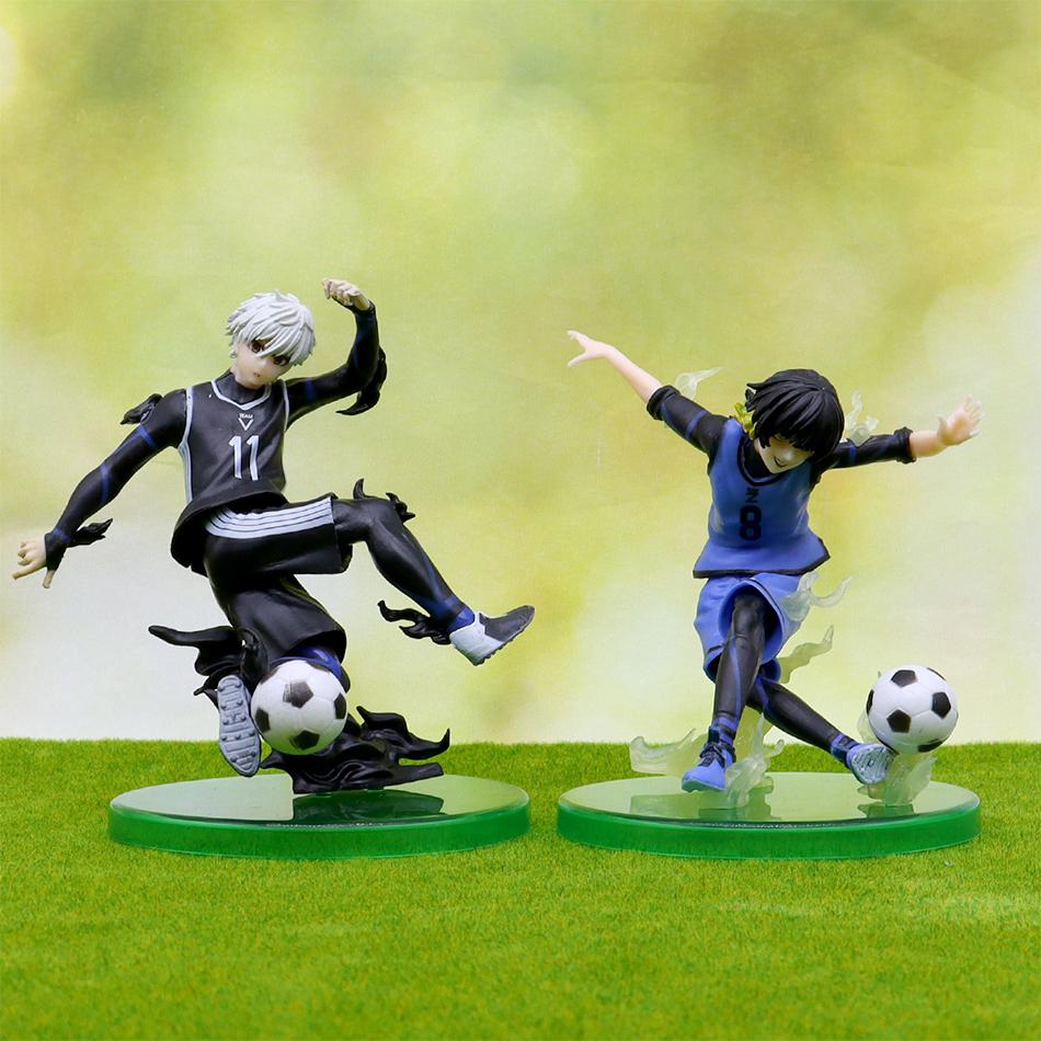 Figurka akční postavy Makoto Nagiho z Blue Prison, s předpaženou zbraní, z PVC, jako dárek k narozeninám a Vánocům