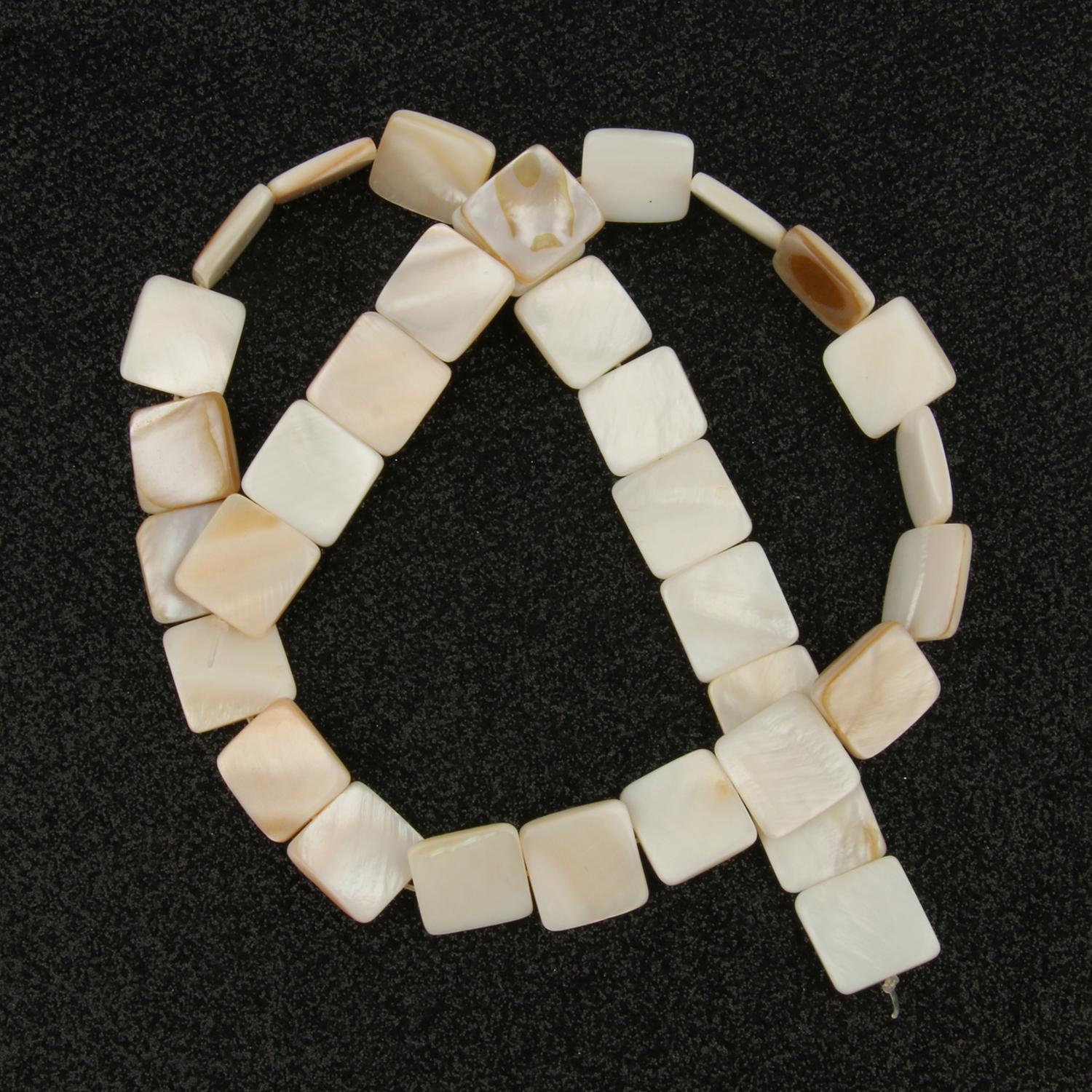 

Натуральные пресноводные белые бусины из ракушек Бабочка Цветы Сердце Звезда Плоские круглые бусины из ракушек для изготовления ювелирных изделий DIY Браслеты из бисера для женщин 12x3mm