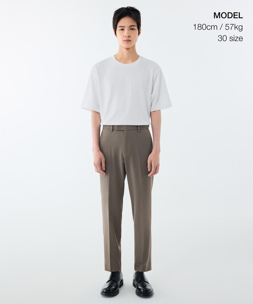 MUSINSA STANDARD Relaxed Tapered Hidden Banding Crop Slacks [Dusty Beige]