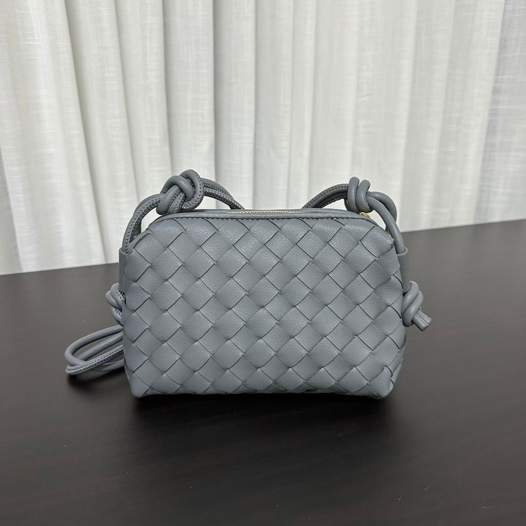 Genuine Leather Handwoven Bag Women's 2024 Versatile Small Square Bag Women's Mini Mobile Phone Bag Casual Cowhide Shoulder Messenger Bag