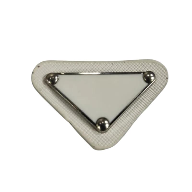 1Pc Patches Stickers Brand Triangular Sew Patches DIY Embroidery Brand Logo Sequin Patch Badge Hat Package Patches for Clothing