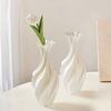 Nordic Flower Vase Room Decor Plastic Flower Vase 3D Abstract Twist Flower Bottle Aesthetic Floral Arrangement Display Vase