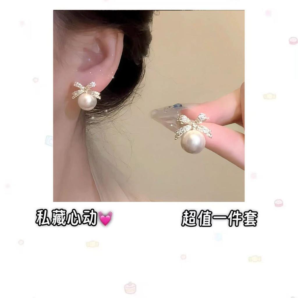 Spring and summer small fresh flower earrings light luxury pearl stud earrings super fairy earrings wholesale