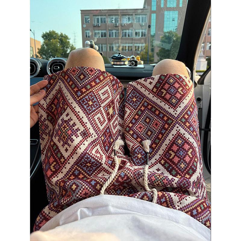 Color rhombus grid knitted jacquard shorts men's summer ethnic style American sports four-and-five pants