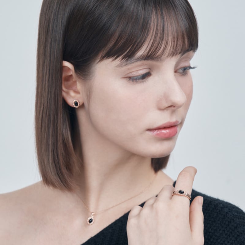 ELLE Jewelry Ella Oval Onyx Ring ELBRWR130