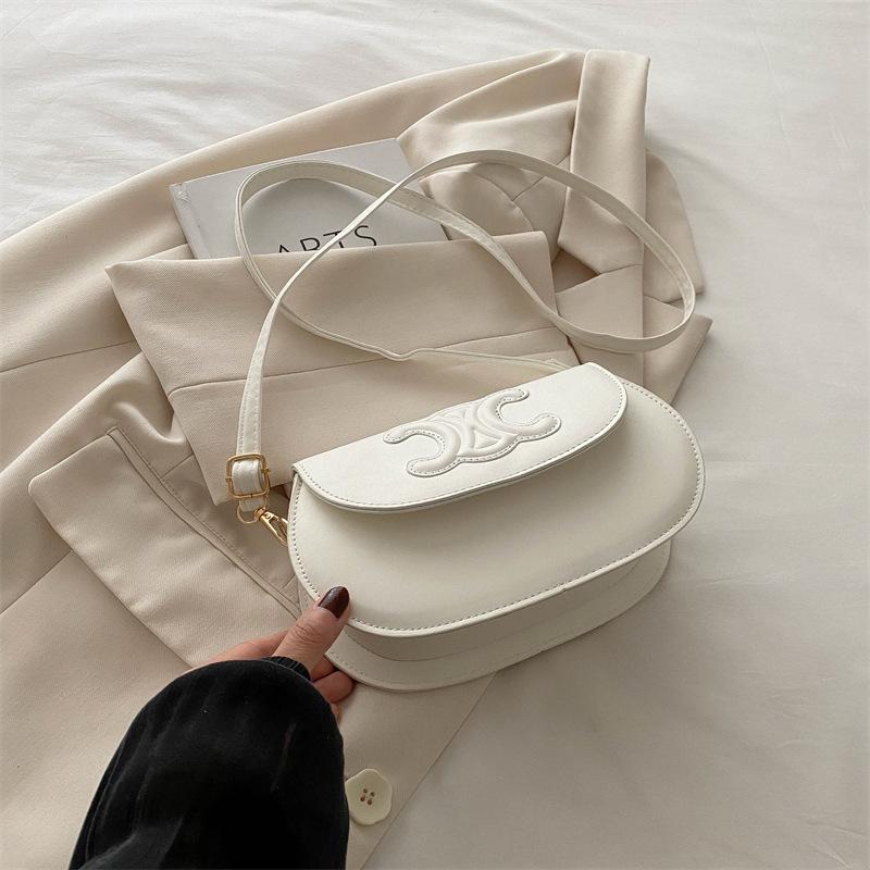 Fashionable and Fashionable Shoulder Bag Simple Small Bag Women's Bag Casual New Beautiful Crossbody Saddle Bag Trendy