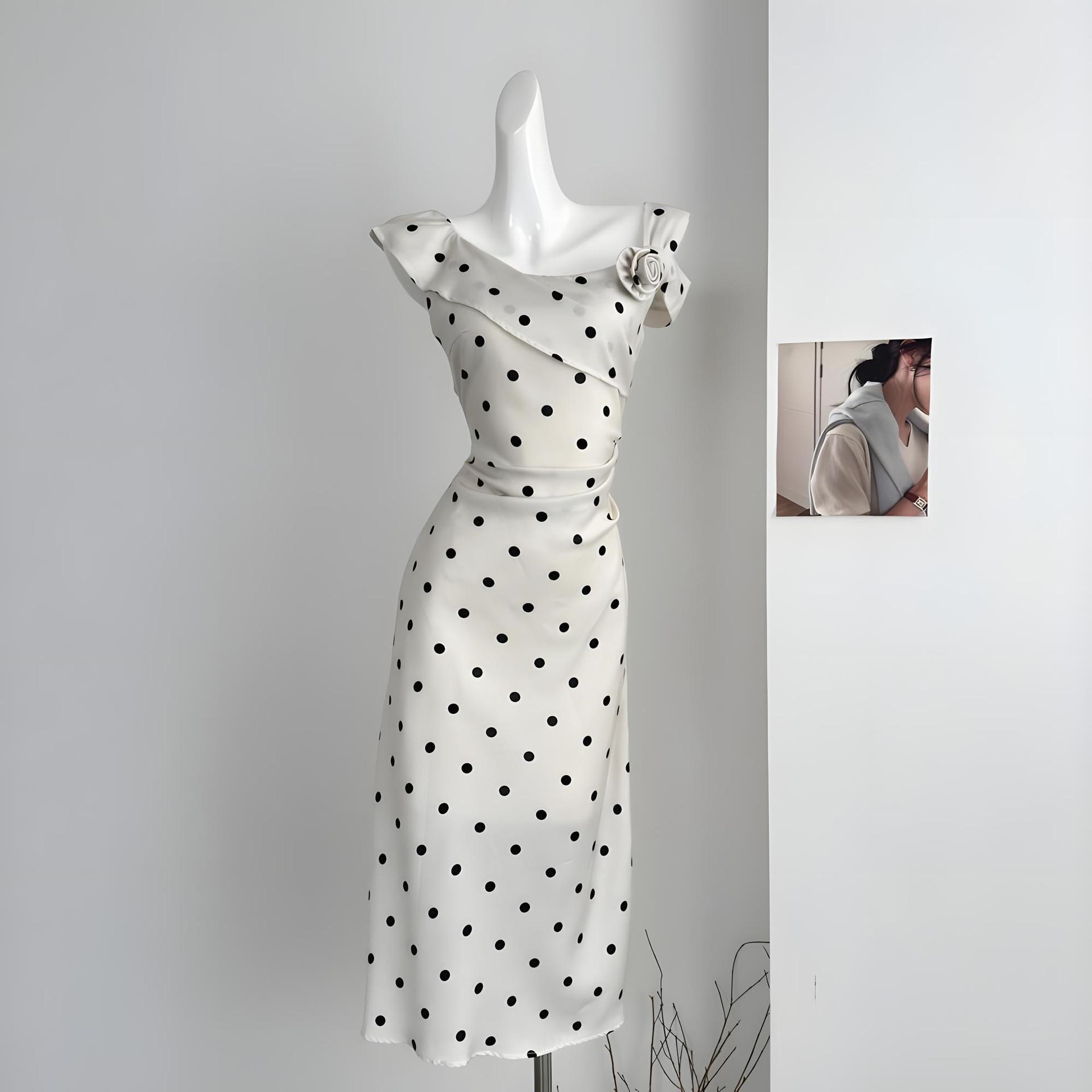 

Супер красивое платье на день рождения платье в горошек уникальная красивая юбка темперамент знаменитость высококлассное изысканное XL- (recommended 110-60kg)